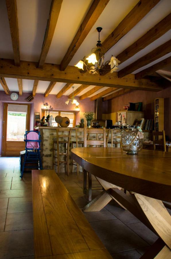 Le Clos De Ceintres Cheminas Exterior photo